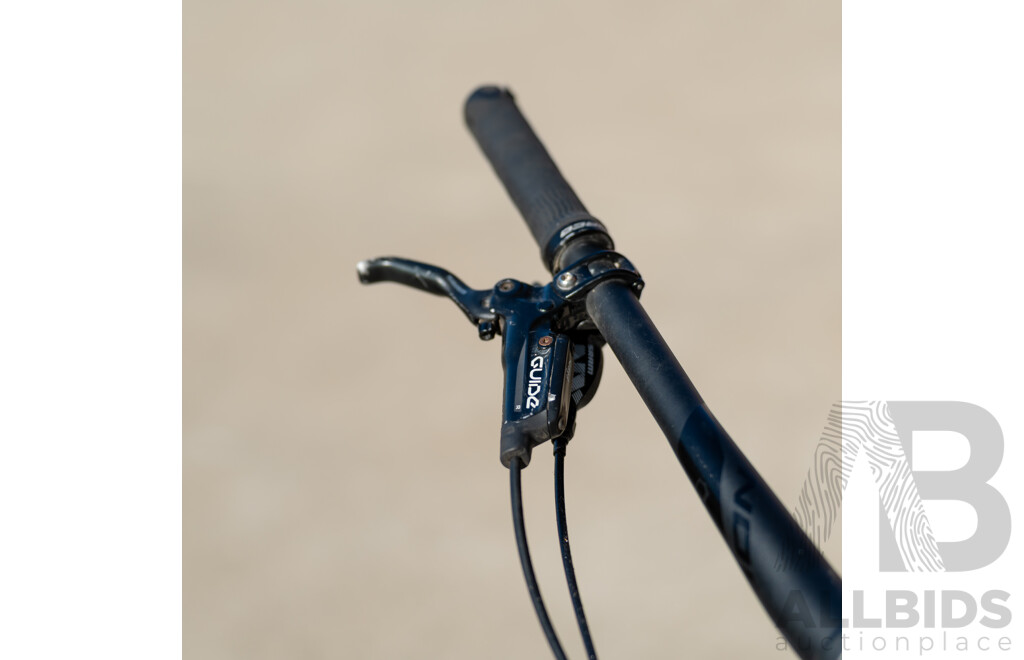 Norco Fluid 11 Speed Mountain Bike