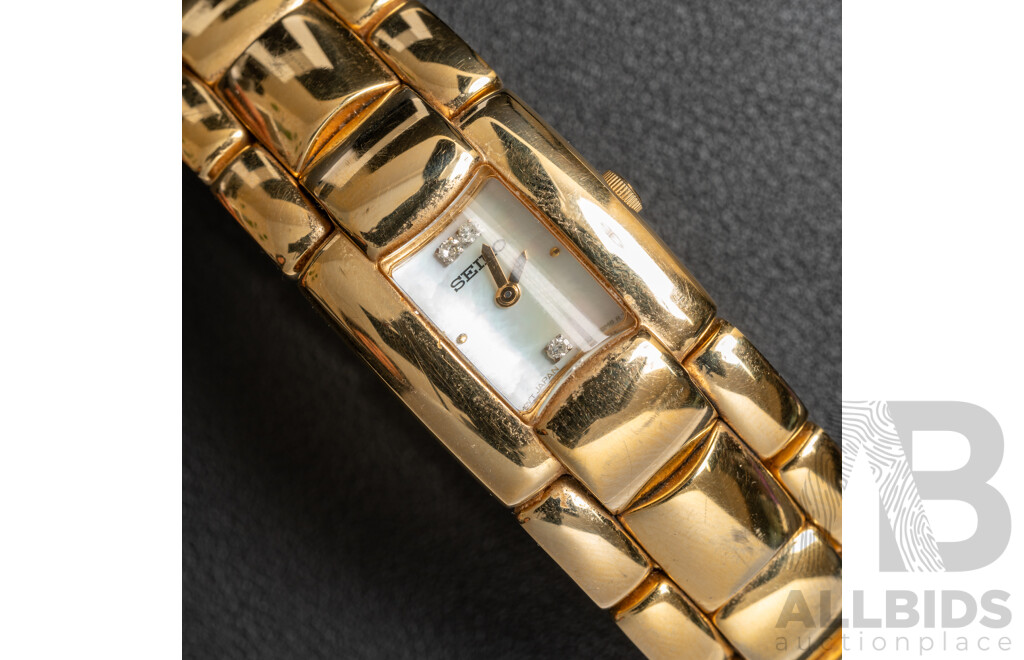 Seiko Ladies Dress Watch, 1N00-0BE0, 20mm, with Original Presentation Box