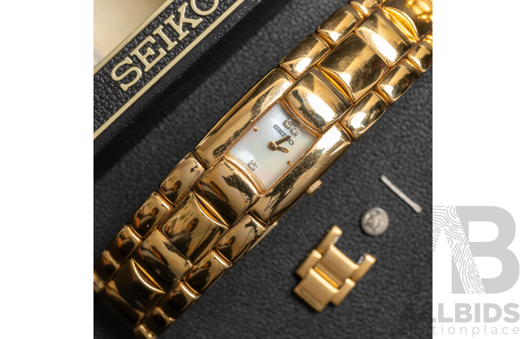 Seiko Ladies Dress Watch, 1N00-0BE0, 20mm, with Original Presentation Box