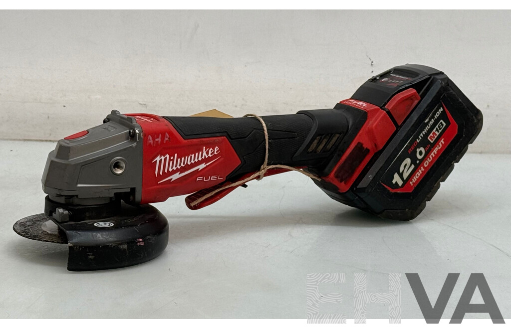 Milwaukee 125mm Angle Grinder