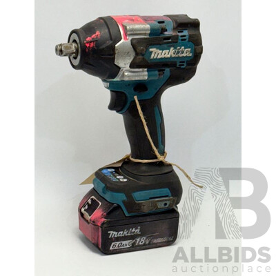 Makita 18 V Impact Wrench with Battery