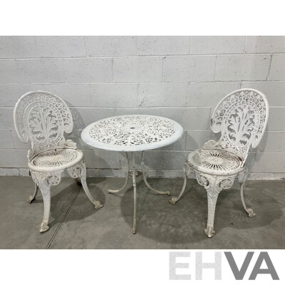 Vintage 3 Piece Lacework Patio Set
