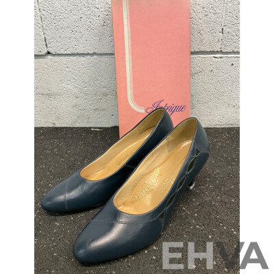 Vintage Women's Shoes Size 7 1/2 and 8