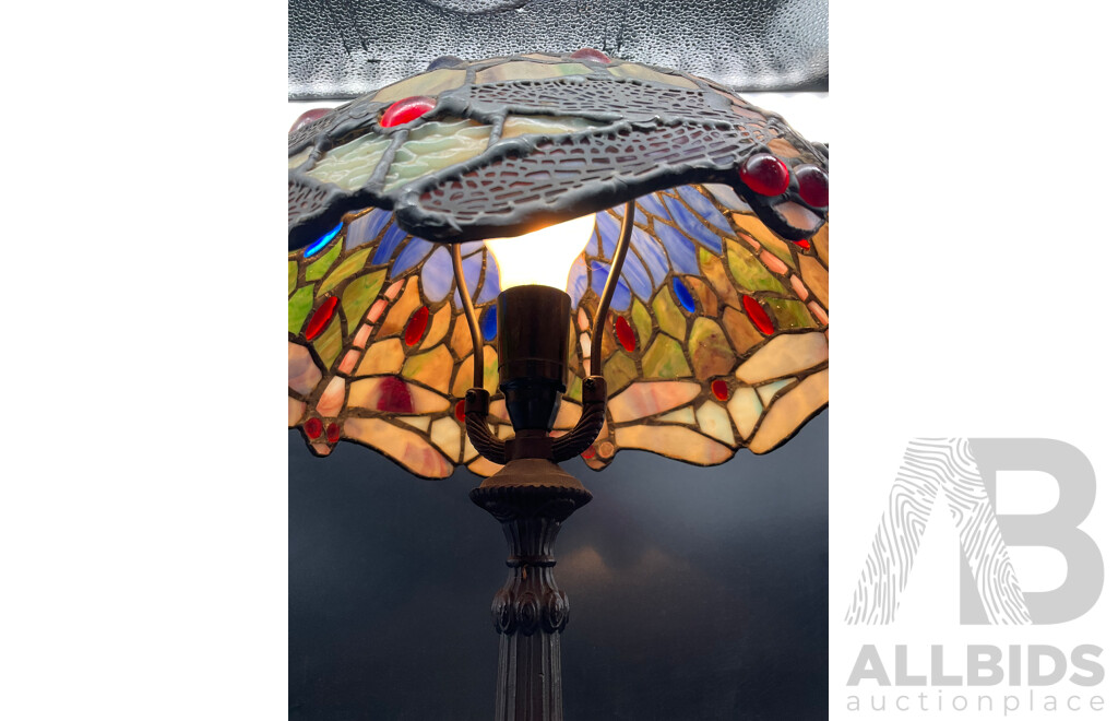 Tiffany Style Dragonfly Glass Lead Light Table Lamp