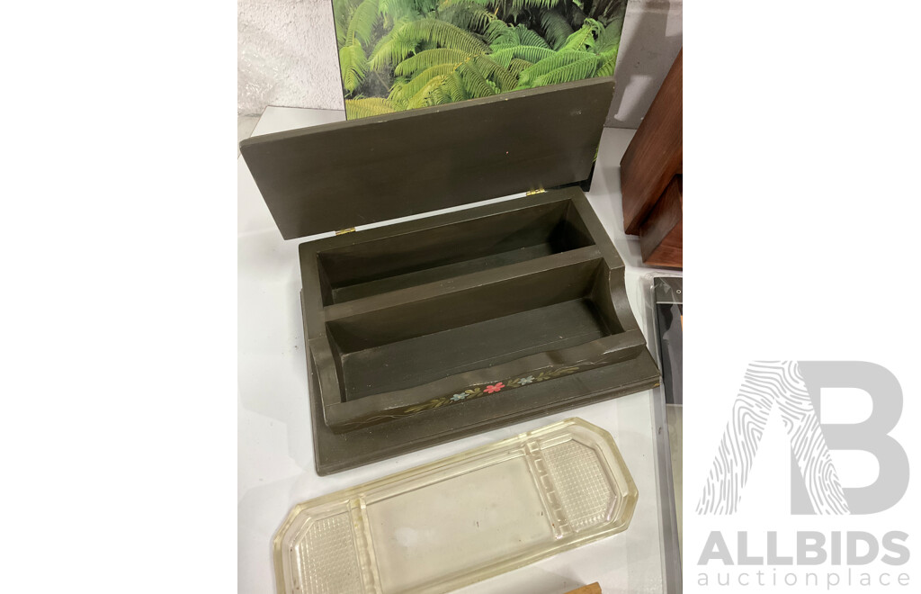 Legends of the Anzacs 2017 Coin Album, Austrtalia Commonwealth Bank 1992 80 Years Anniversary Medal, Assorted Collection of Office Supplies, Pyramid Style Desk Organiser and More