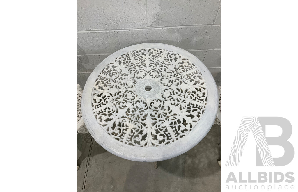Vintage 3 Piece Lacework Patio Set