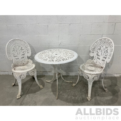 Vintage 3 Piece Lacework Patio Set