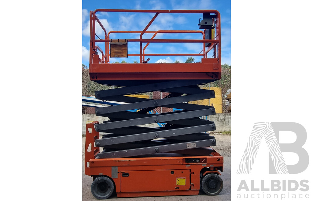 05/2015, Dingli E - Tech S1012-E, Electric Scissor Lift 10m FSV