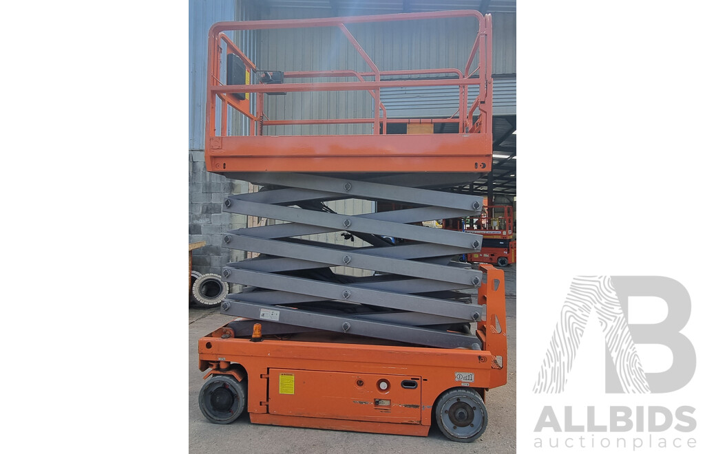 05/2015, Dingli E - Tech S1012-E, Electric Scissor Lift 10m FSV