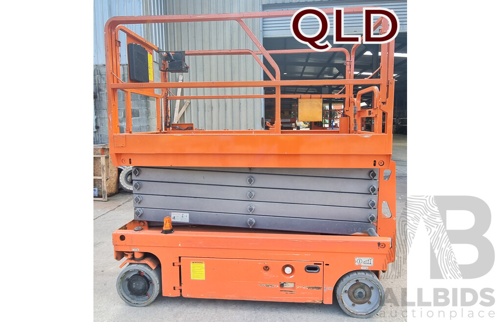 05/2015, Dingli E - Tech S1012-E, Electric Scissor Lift 10m FSV
