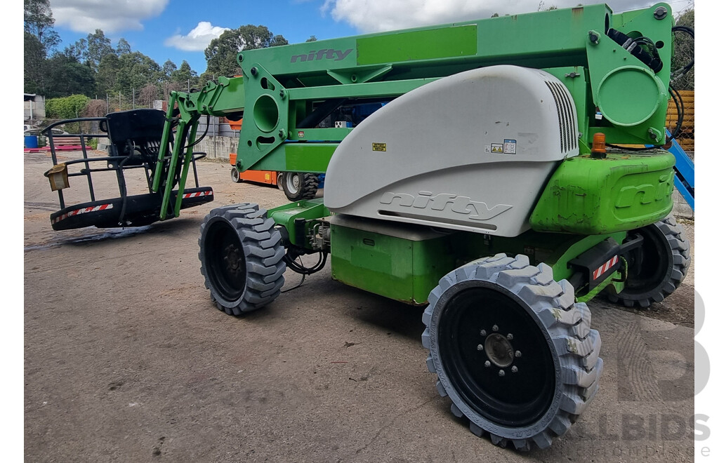 02/2015, Nifty - Nifty HR21, 60' Hybrid 4x4 Knuckle Boom 20.8m FSV