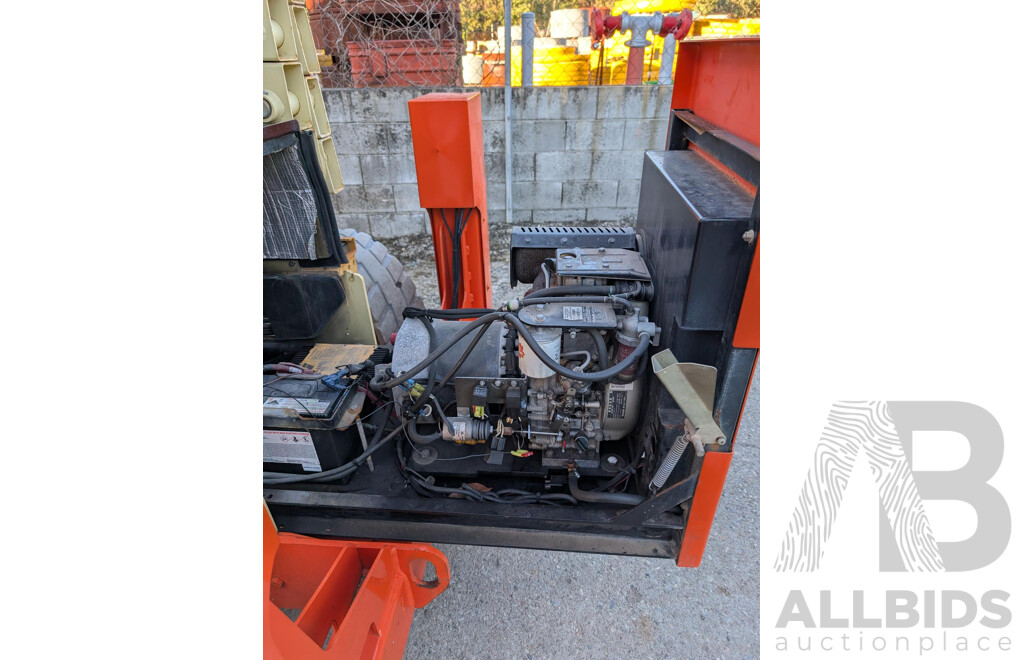 08/2014, JLG 40ft Bi-Energy, Kubota Engine Scissor Lift