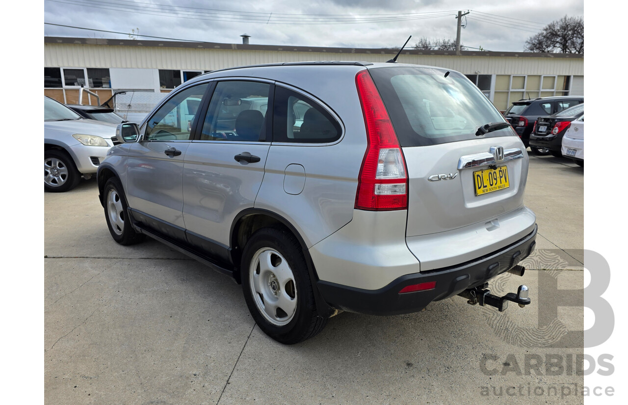 8/2007 Honda CRV (4x4) MY07 4d Wagon Silver 2.4L