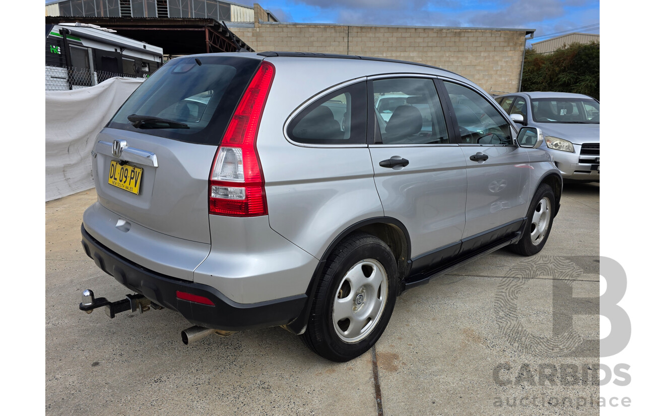 8/2007 Honda CRV (4x4) MY07 4d Wagon Silver 2.4L