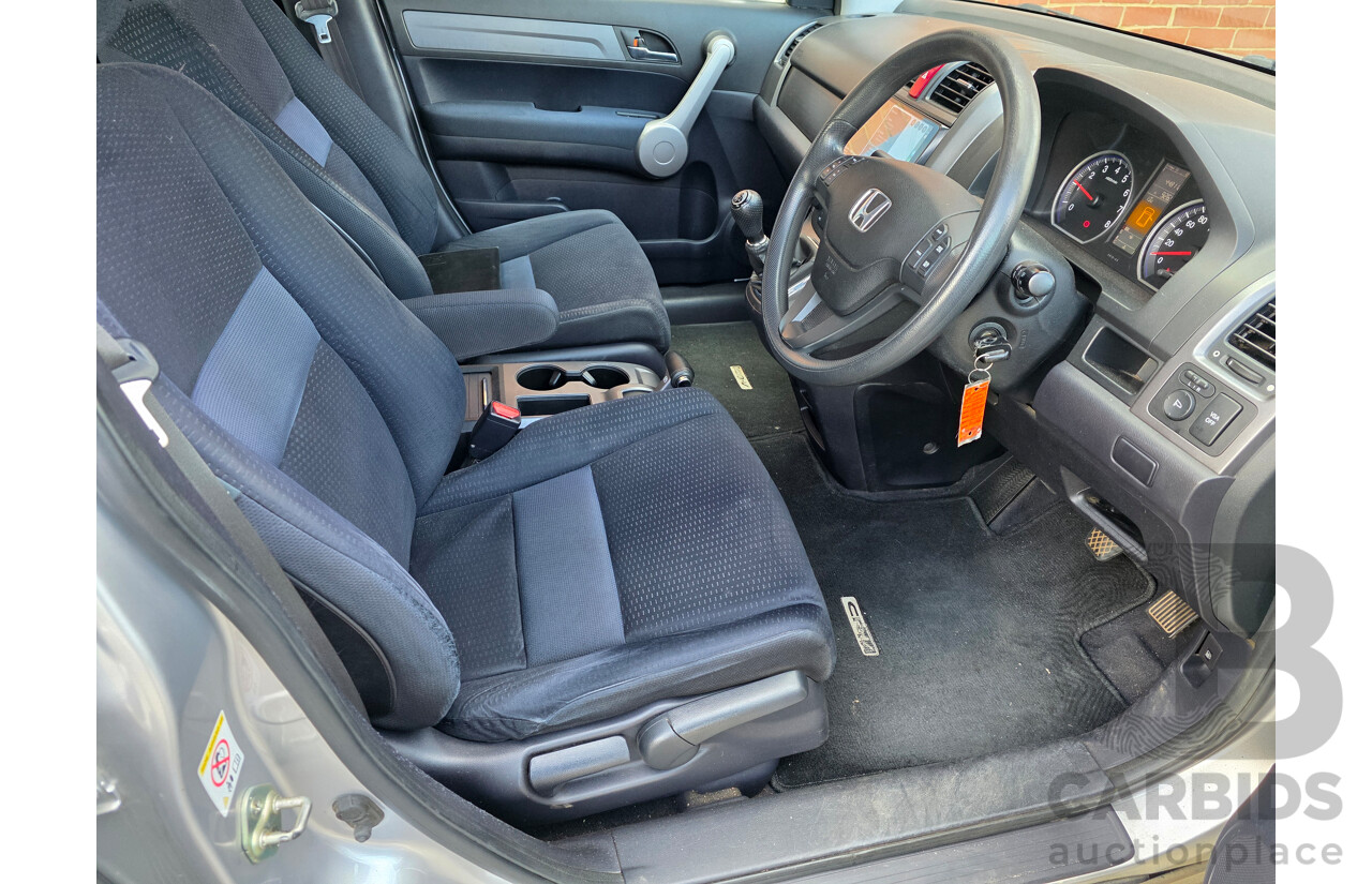 8/2007 Honda CRV (4x4) MY07 4d Wagon Silver 2.4L