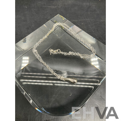 Collection of Stering Silver Jewellery - Including Pearl Silver Necklace and Earrings, Ring Set, Sterling Silver Cubic Zirconia Bangle and More  - Lot of 11