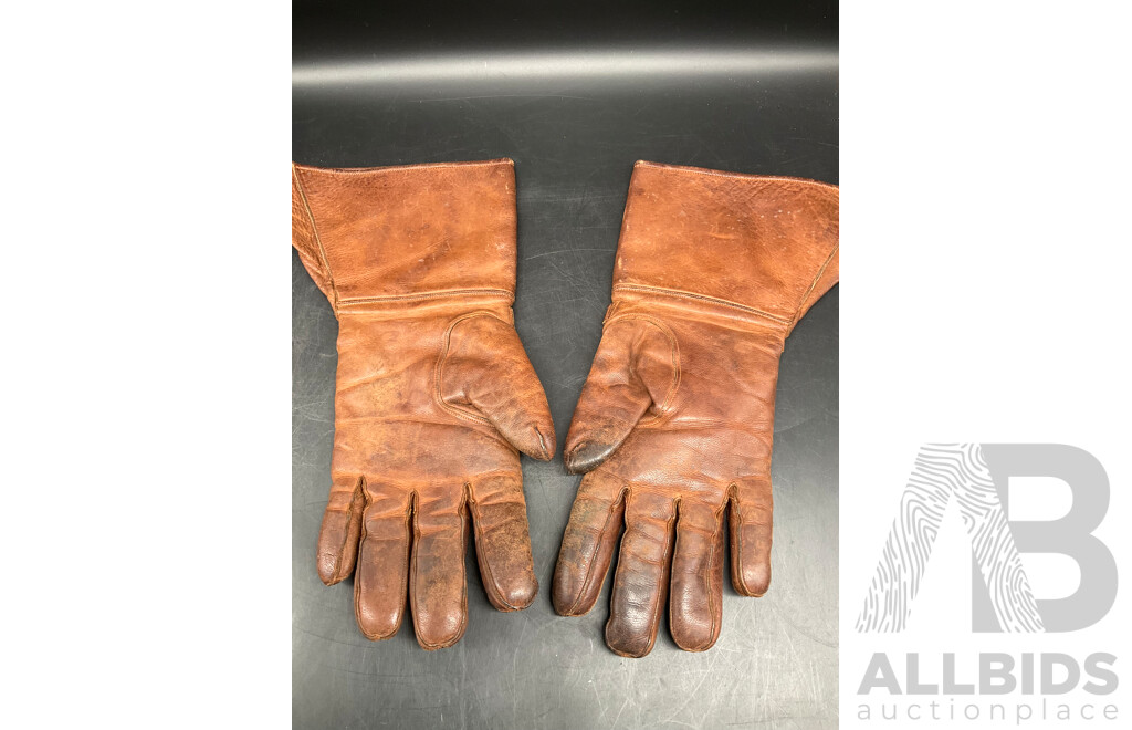 Motorcycle / Driving Gloves -  Leather Lined with Rabbit Fur, Leather Wallet and More  - Lot of 5