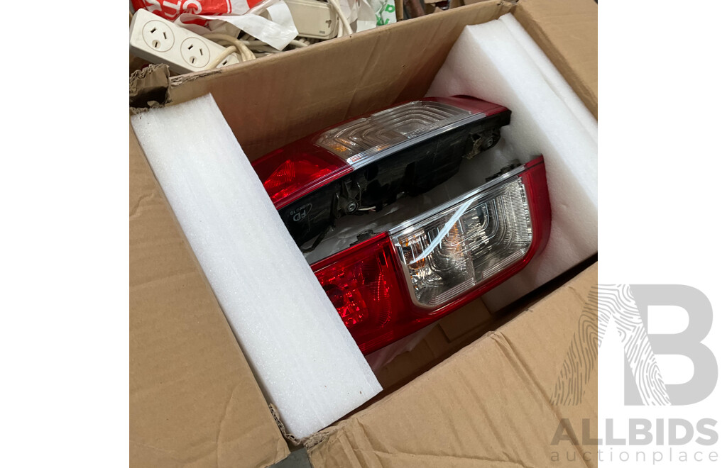 Pallet of Tools / Building Material/ Rope and More