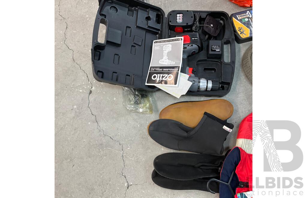 Pallet of Tools / Building Material/ Rope and More