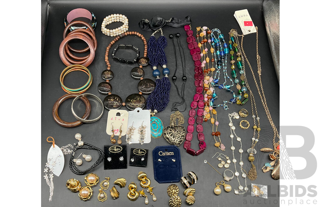 Assorted Costume Jewellery - Bracelets, Earrings, Necklaces, Rings and More   - Lot of 45