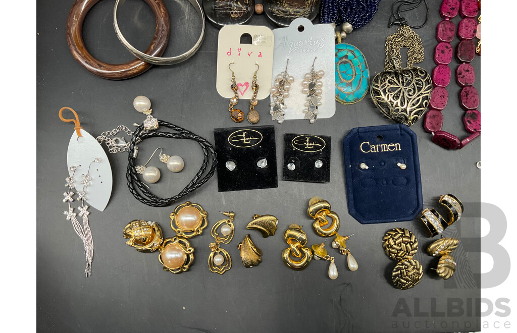 Assorted Costume Jewellery - Bracelets, Earrings, Necklaces, Rings and More   - Lot of 45