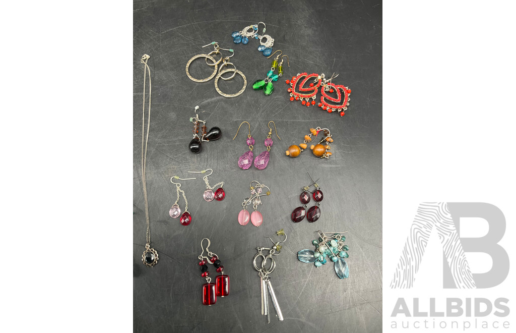 Assorted Costume Jewellery - Earrings, Necklace, Ring - Lot of 24