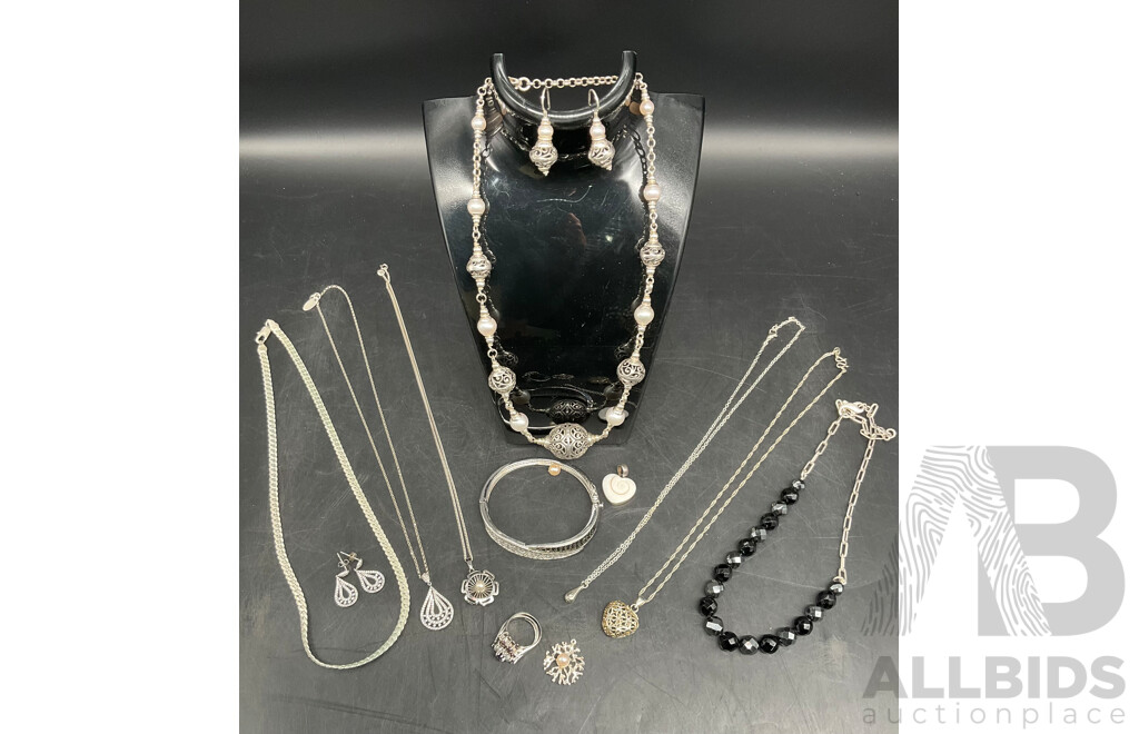 Collection of Stering Silver Jewellery - Including Pearl Silver Necklace and Earrings, Ring Set, Sterling Silver Cubic Zirconia Bangle and More  - Lot of 11