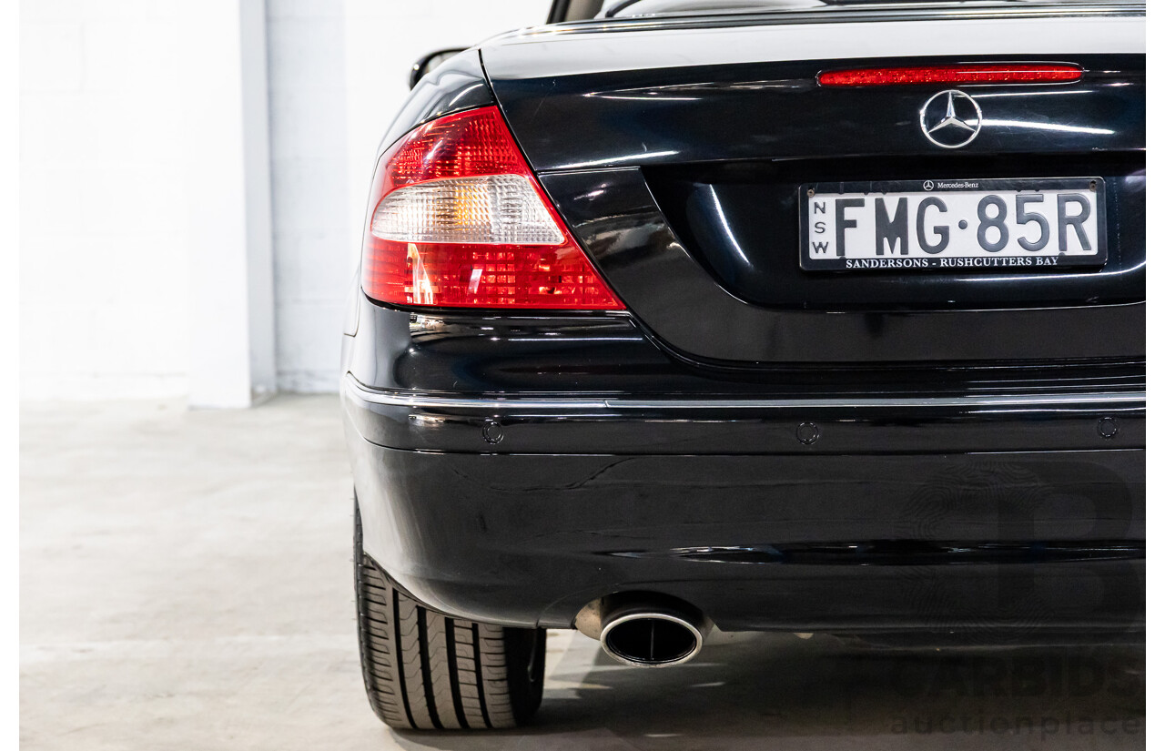9/2005 Mercedes-Benz CLK350 Elegance C209 MY06 2d Cabriolet Obsidian Black Metallic V6 3.5L