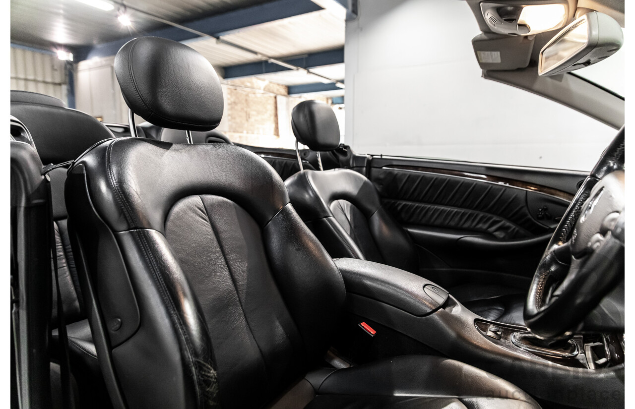 9/2005 Mercedes-Benz CLK350 Elegance C209 MY06 2d Cabriolet Obsidian Black Metallic V6 3.5L