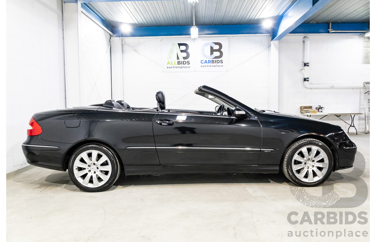 9/2005 Mercedes-Benz CLK350 Elegance C209 MY06 2d Cabriolet Obsidian Black Metallic V6 3.5L