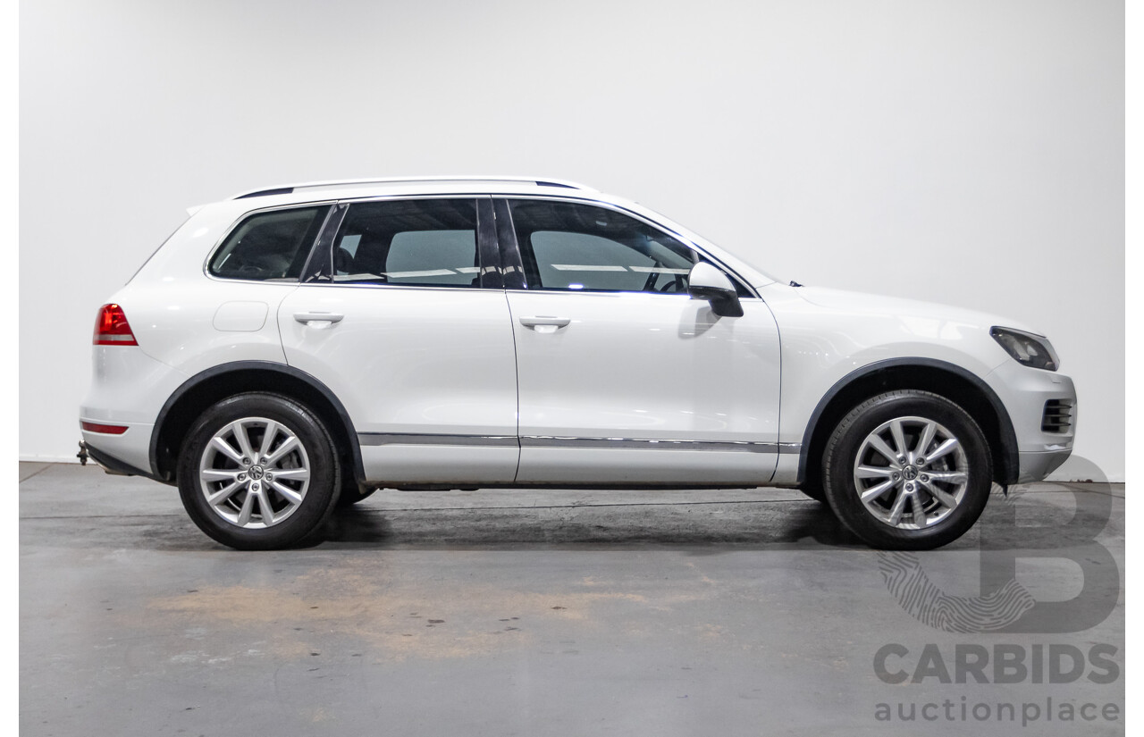6/2014 Volkswagen Touareg 150 TDI (AWD) 7P MY14 4d Wagon White Turbo Diesel 3.0L