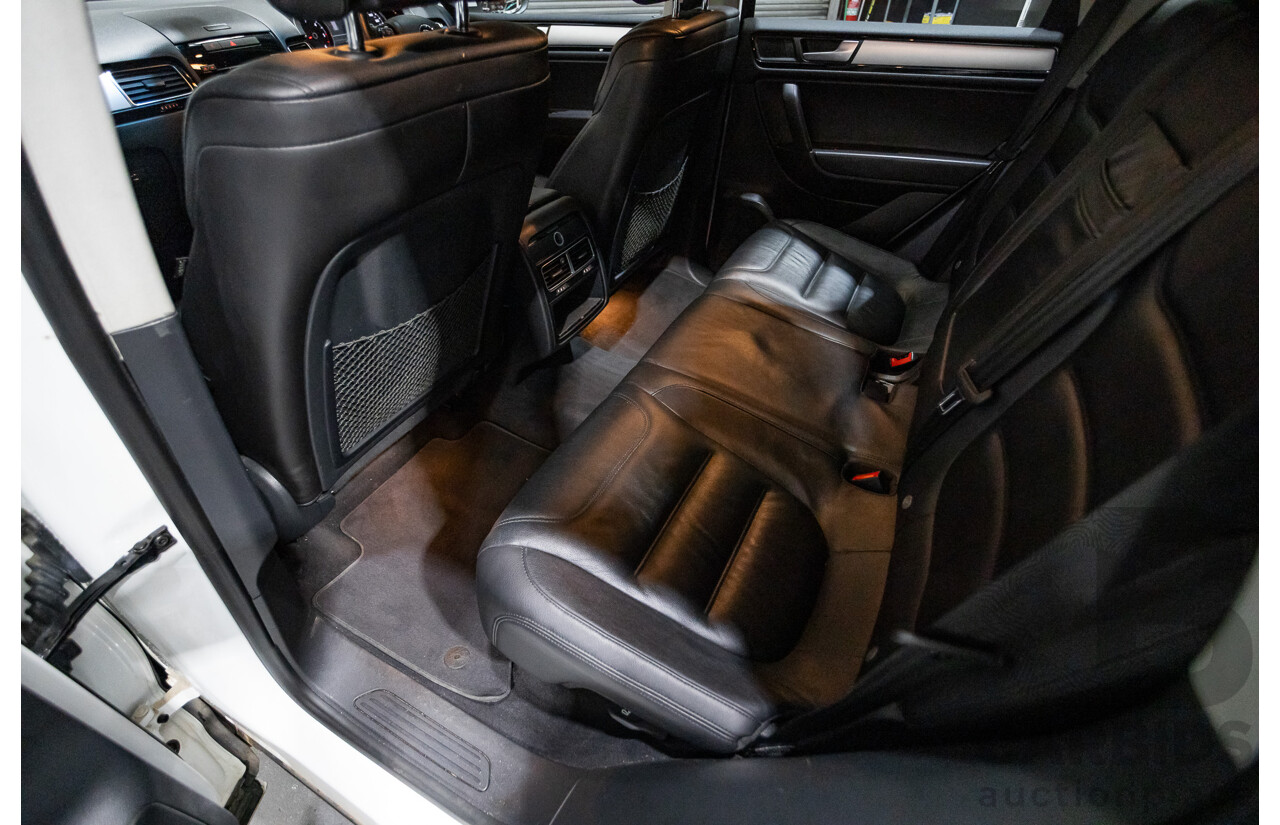 6/2014 Volkswagen Touareg 150 TDI (AWD) 7P MY14 4d Wagon White Turbo Diesel 3.0L