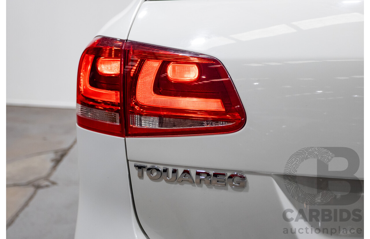 6/2014 Volkswagen Touareg 150 TDI (AWD) 7P MY14 4d Wagon White Turbo Diesel 3.0L