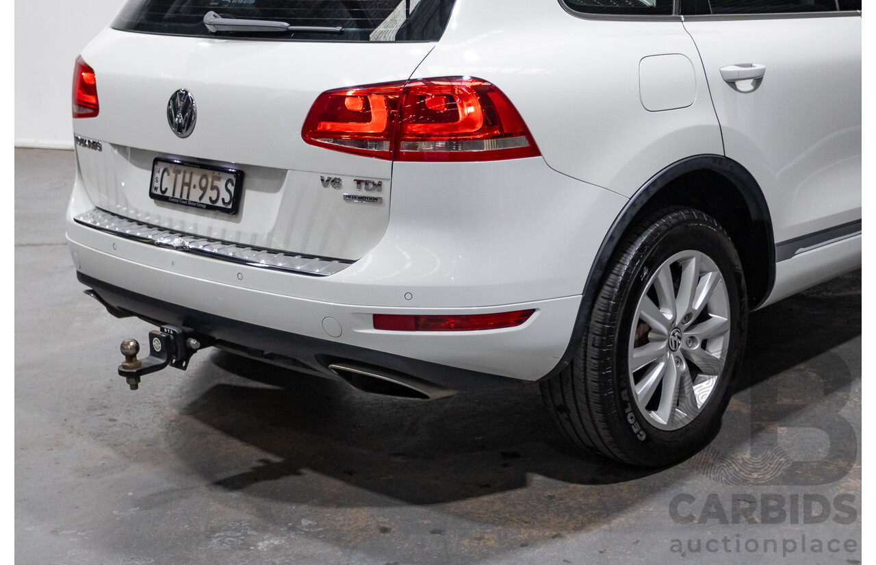 6/2014 Volkswagen Touareg 150 TDI (AWD) 7P MY14 4d Wagon White Turbo Diesel 3.0L