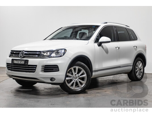 6/2014 Volkswagen Touareg 150 TDI (AWD) 7P MY14 4d Wagon White Turbo Diesel 3.0L