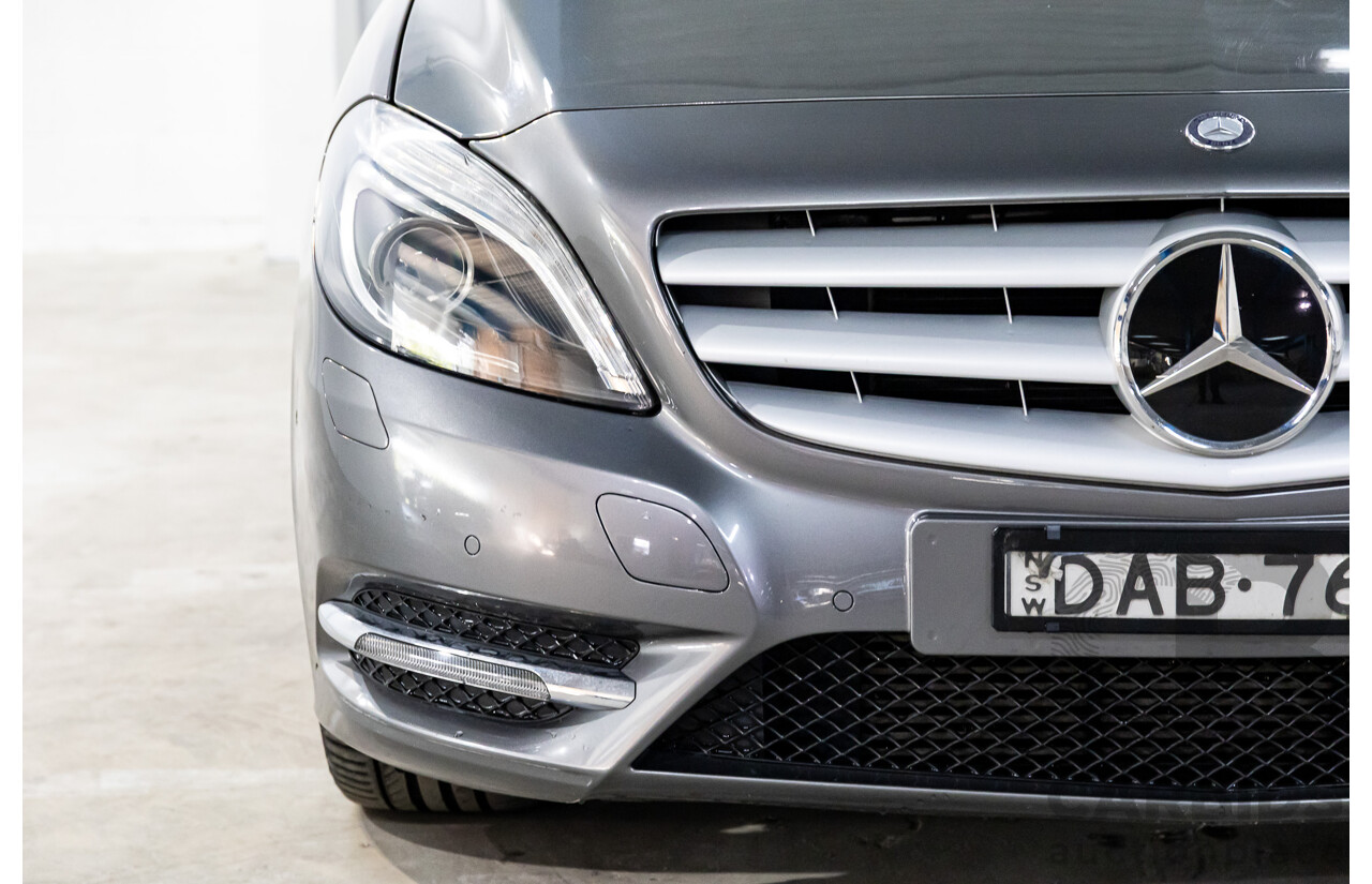 10/2014 Mercedes-Benz B180 246 MY14 5d Hatchback Mountain Grey Metallic Turbo 1.6L