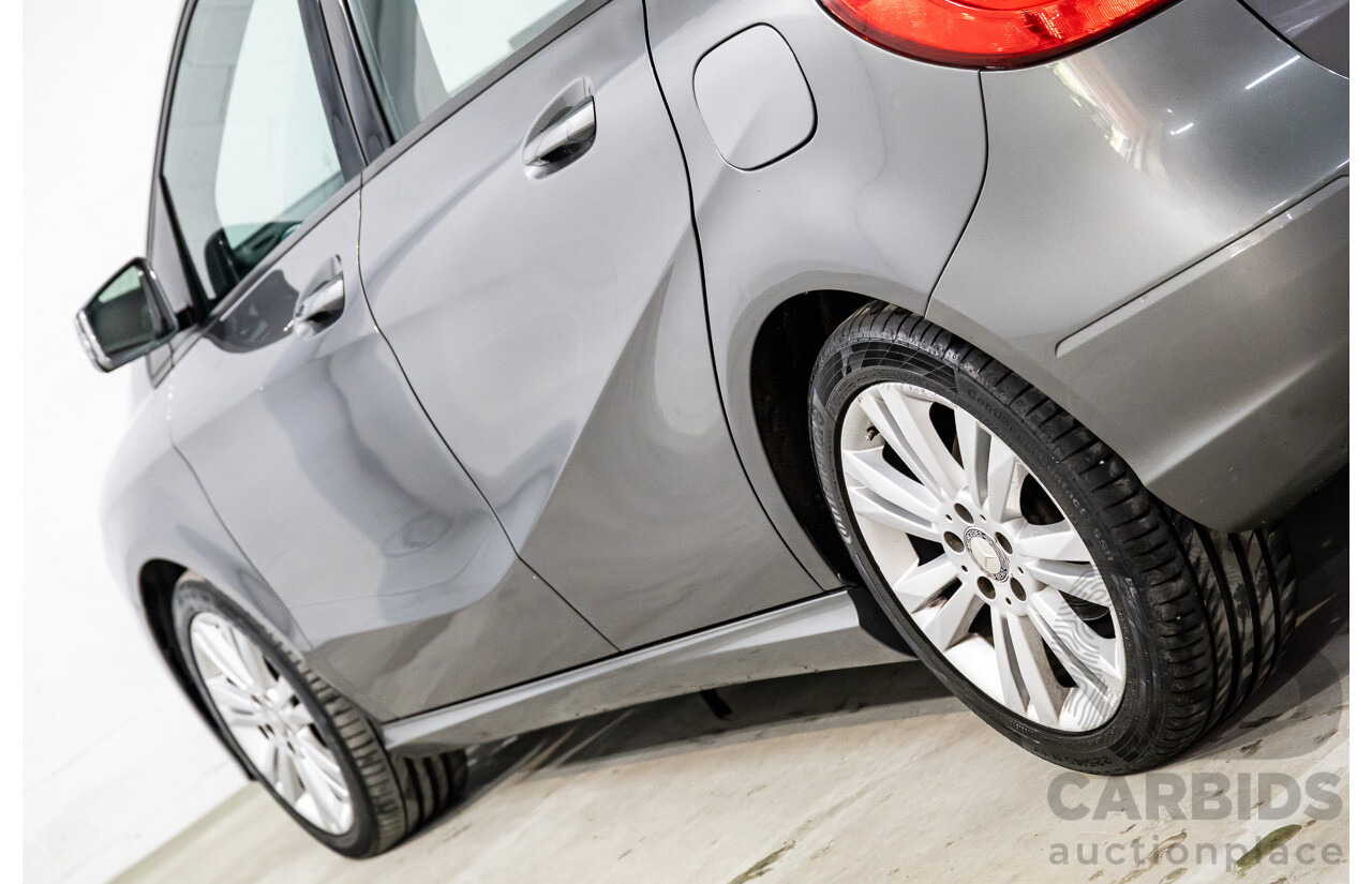 10/2014 Mercedes-Benz B180 246 MY14 5d Hatchback Mountain Grey Metallic Turbo 1.6L