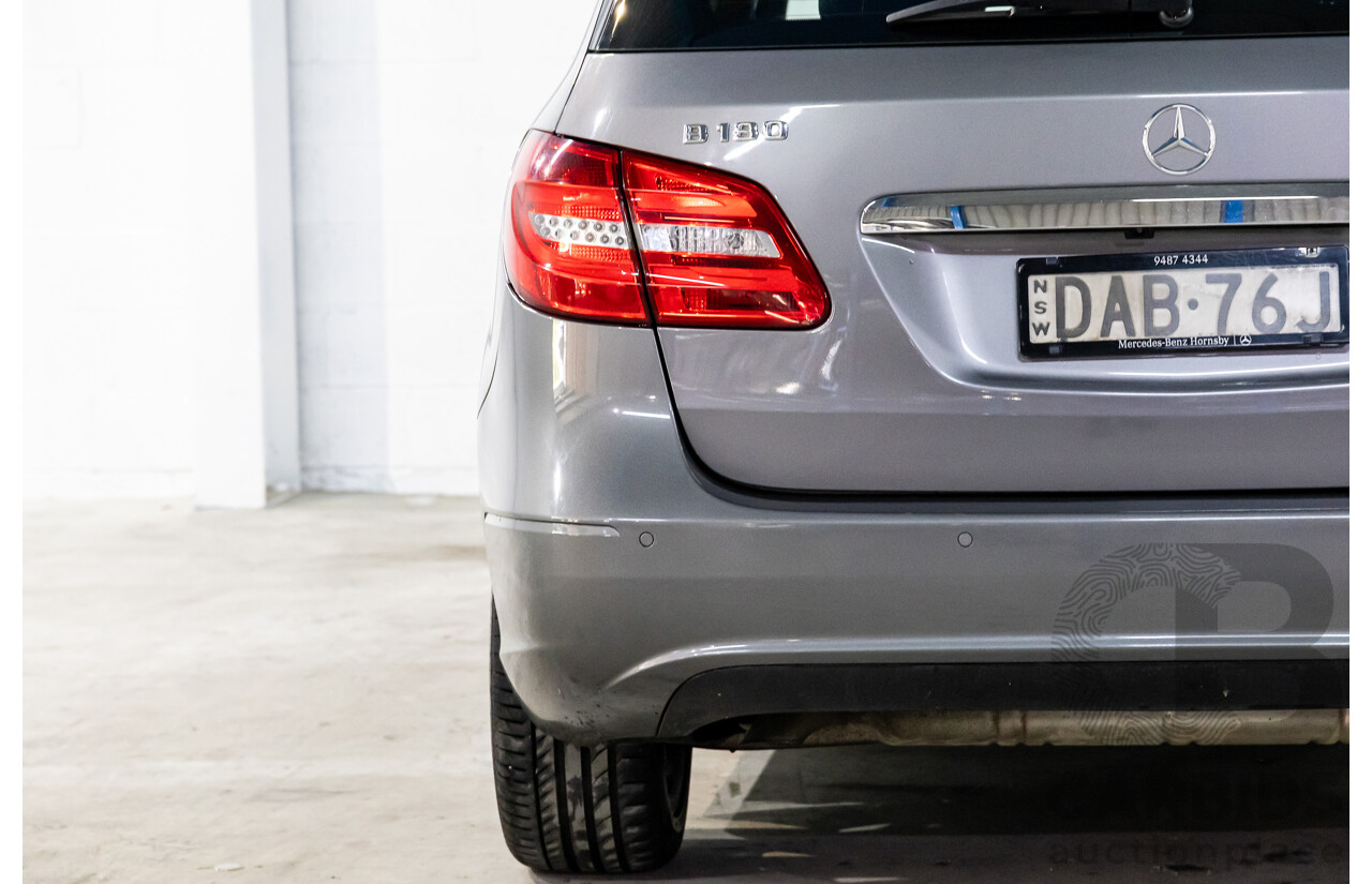 10/2014 Mercedes-Benz B180 246 MY14 5d Hatchback Mountain Grey Metallic Turbo 1.6L