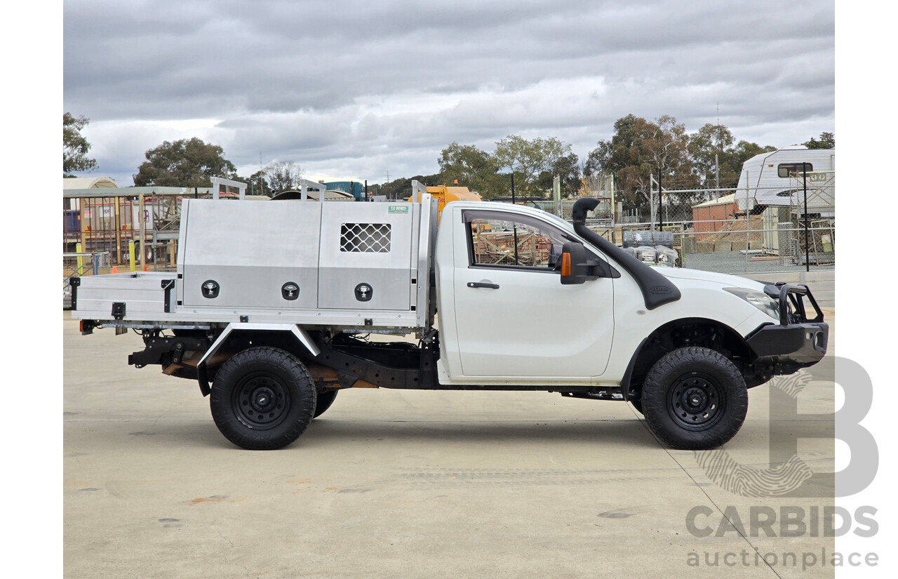 11/2017 Mazda BT-50 XT (4x4) UR0YG1 2d Cab Chassis Cool White Turbo Diesel 3.2L