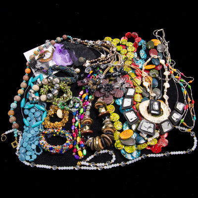 Collection of Beaded Necklace and Earrings Including Art Glass in Various Designs