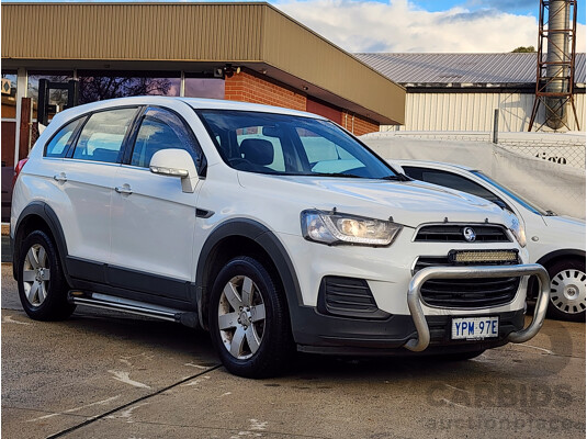8/2016 Holden Captiva 5 (fwd) CG MY16 4d Wagon White 2.4L