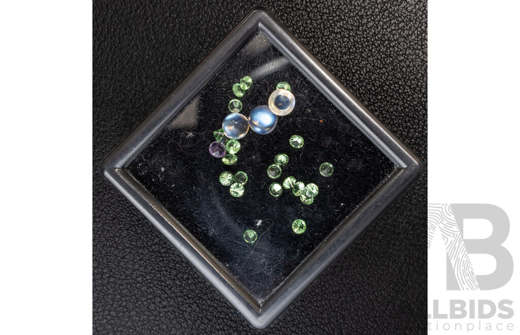 Collection of Peridot, Amethyst & Moonstone Natural Unset Gemstones, Total 3.0ct