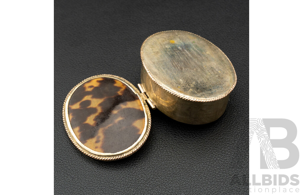 Sterling Silver Vintage Tortiseshell Inlaid Oval Pill Box, 33.30 Grams