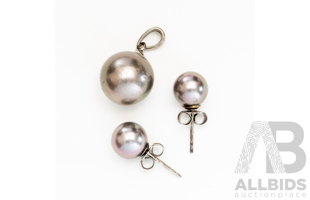 Sterling Silver Tahitian Pearl Pendant and Matching Stud Earrings, 4.97 Grams