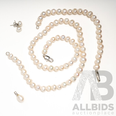 Freshwater Cultured Pearl Necklace, Bracelet, Stud Earring and Pendant
