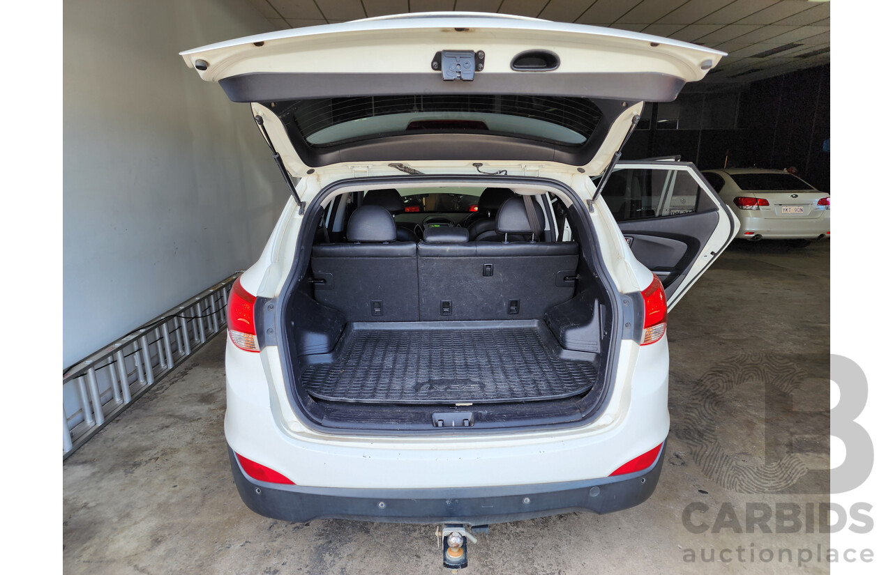 3/2012 Hyundai Ix35 Highlander (awd) LM MY11 4d Wagon White 2.0L