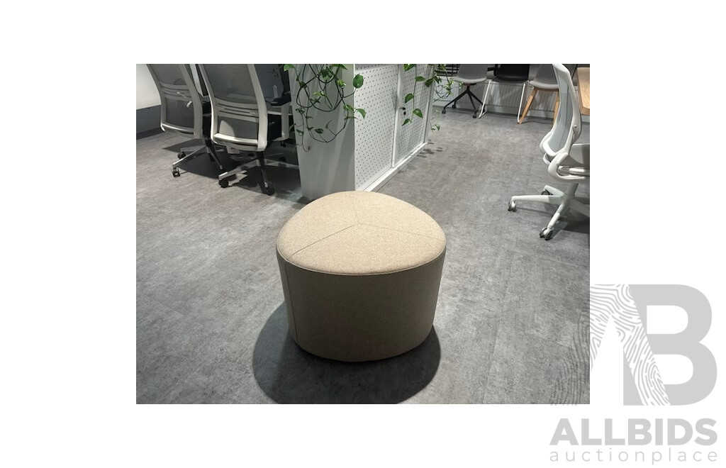 Burgtec RANDO Stool