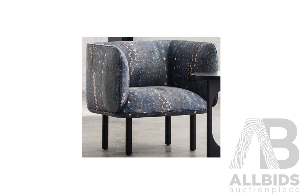 Wes Armchair - Swiss Design