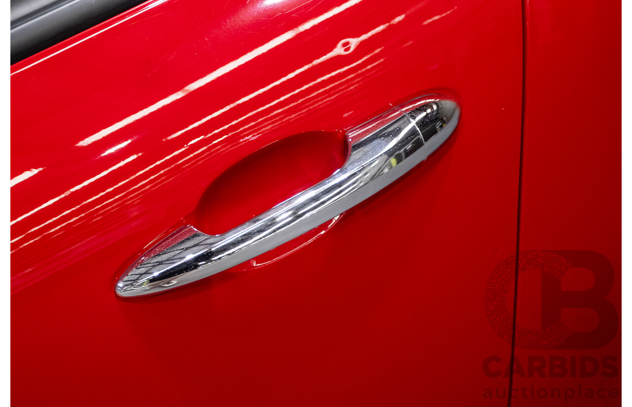 2/2015 Alfa Romeo Giulietta Progression Hatchback Alfa Red Turbo 1.4L