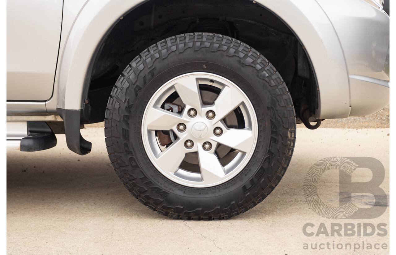 02/2016 Mitsubishi Triton GLX (4x4) MQ MY16 Upgrade Dual Cab Utility Silver Turbo Diesel 2.4L